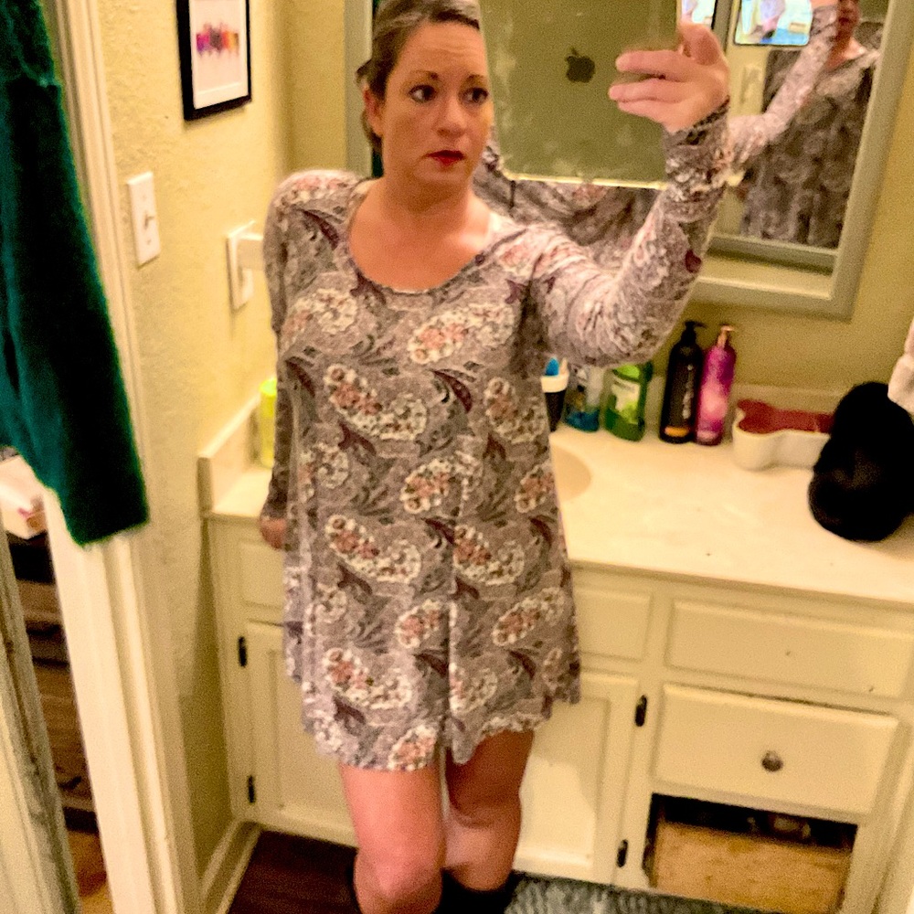 NEW LISTING ‼️SHOW ME YOUR MUMU Tunic Dress - Picture 11 of 16